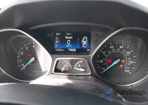 2015 Ford Focus Se z USA, uszkodzony, nr VIN 1FADP3F26FL354819